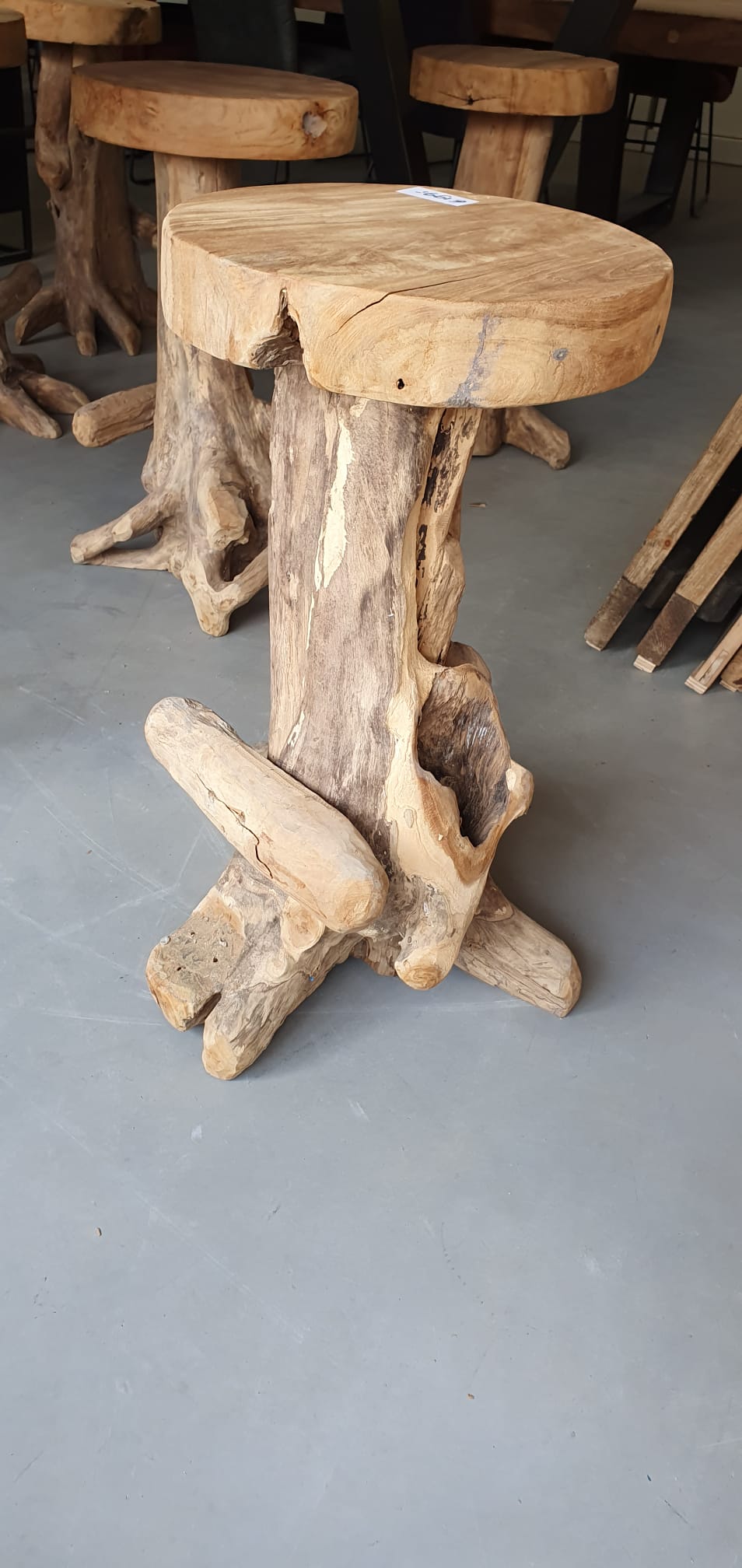 Gespierd Arctic Razernij Teak houten barkrukken – Wortel hout – Story Landelijk Wonen